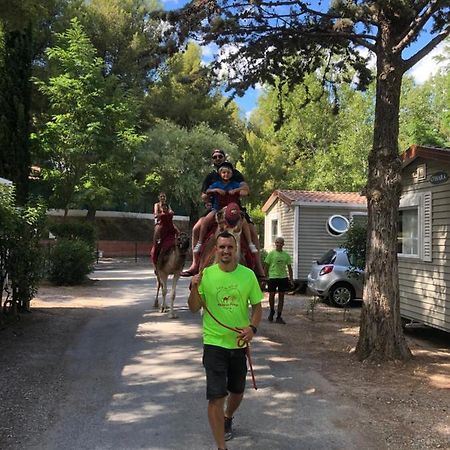 Camping Marina Plage Vitrolles  Esterno foto