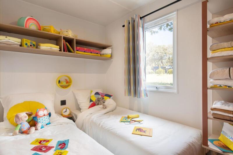 Camping Marina Plage Vitrolles  Esterno foto